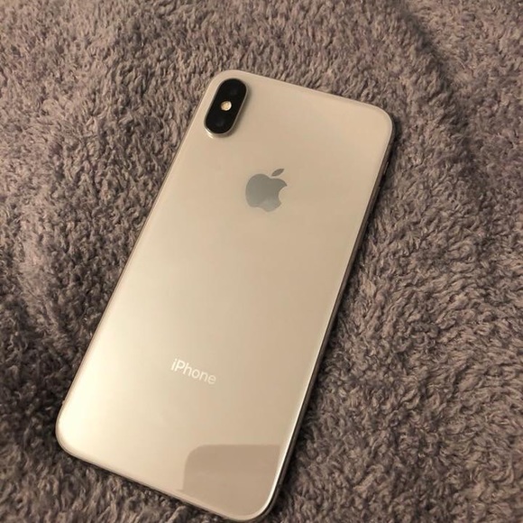 iPhone X - Picture 4 of 4